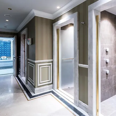 Ξενοδοχείο Arcade & Nisantasi 4*