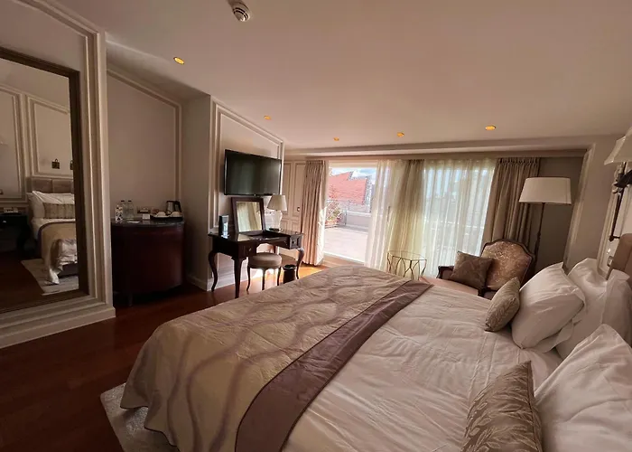 Отель Arcade & Nisantasi Стамбул