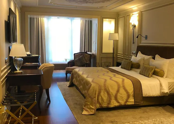 Arcade & Nisantasi Отель 4*