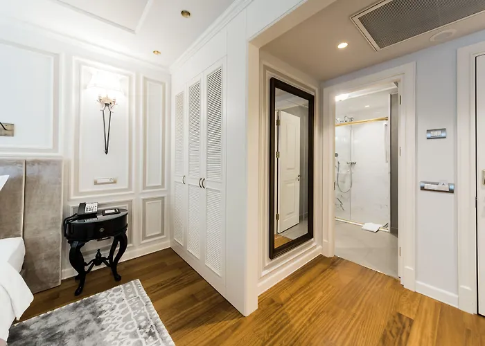 Отель Arcade & Nisantasi Стамбул